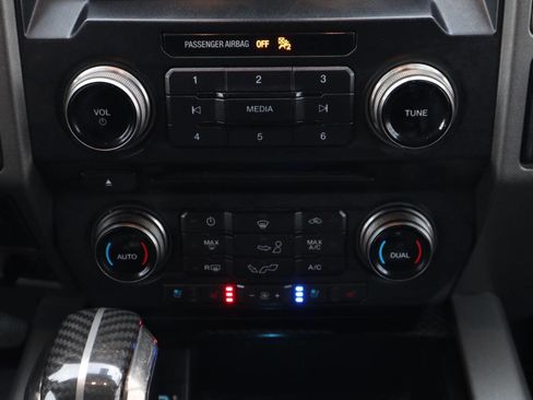 Used 2018 Ford F150 Raptor w/ Equipment Group 802A Luxury image 5