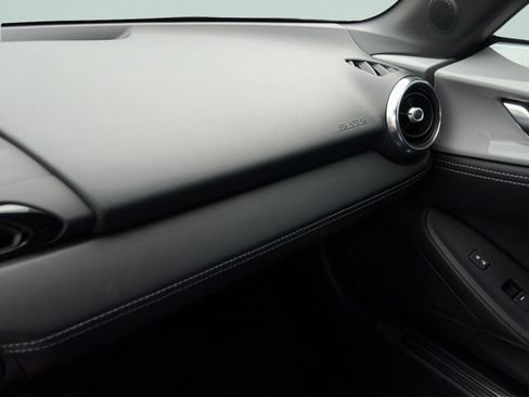Used 2025 MAZDA MX-5 Miata RF Grand Touring RWD image 12