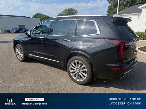 Used 2021 Cadillac XT6 Premium Luxury AWD/4WD image 9