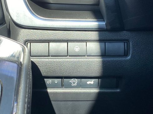 Used 2024 Nissan Rogue SV w/ SV Premium Package FWD image 10
