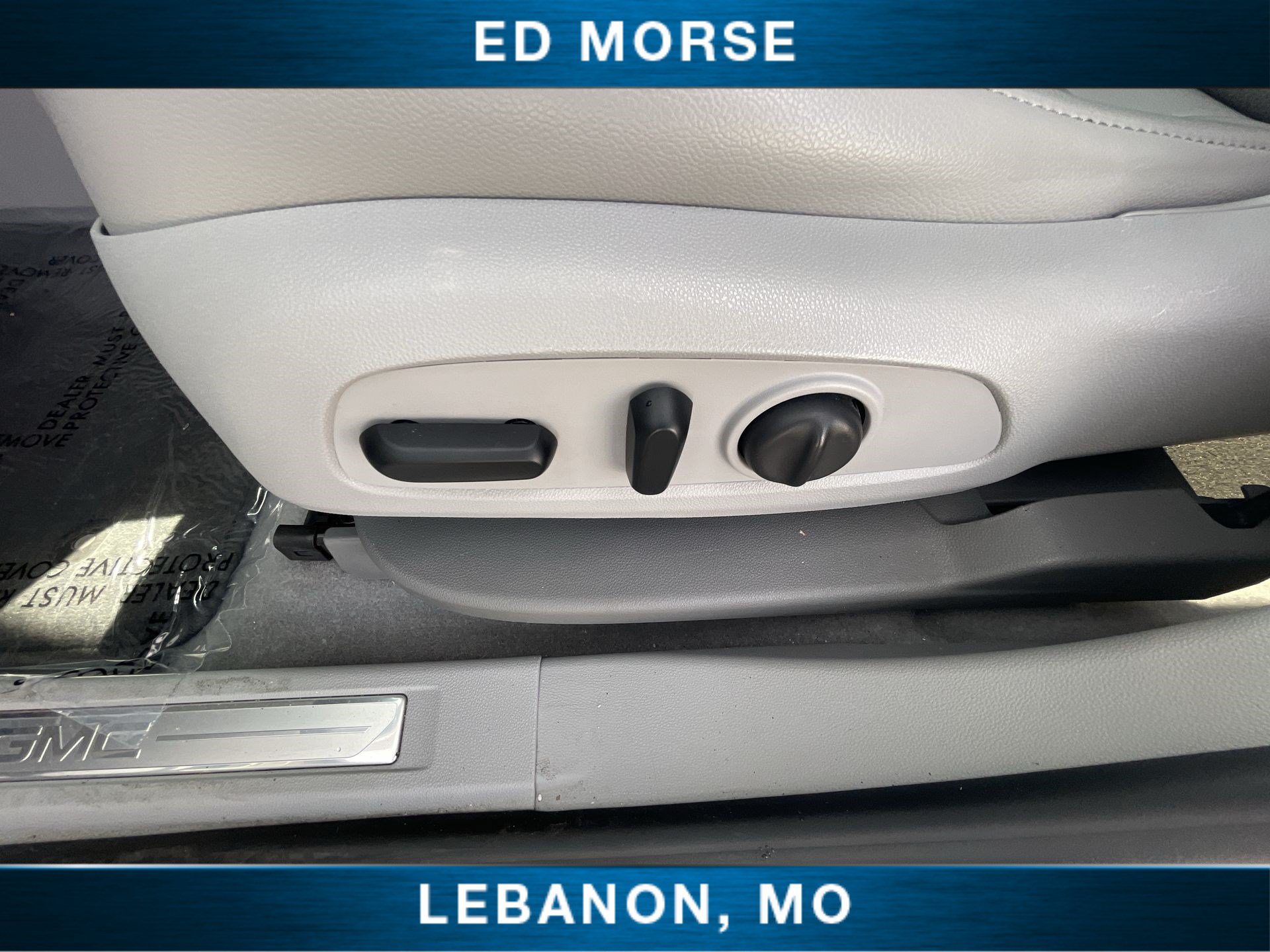 Certified 2019 GMC Acadia SLT FWD image 32