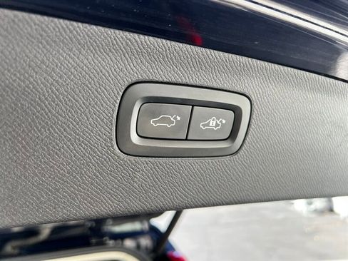 Used 2019 Volvo XC90 T6 Momentum w/ Advanced Package image 29