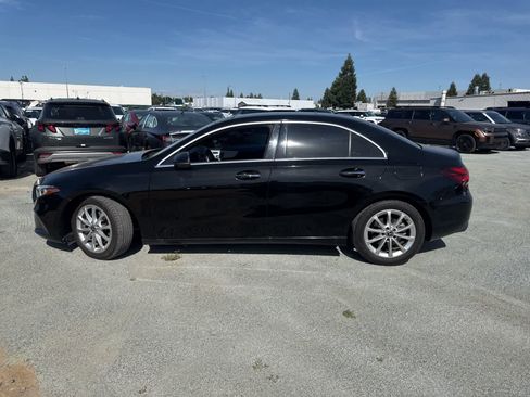 Used 2020 Mercedes-Benz A 220 image 8