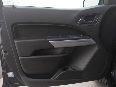 Used 2019 Chevrolet Colorado LT w/ LT Convenience Package image 23