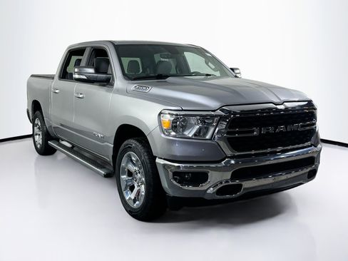 Used 2022 RAM 1500 Big Horn AWD/4WD image 3