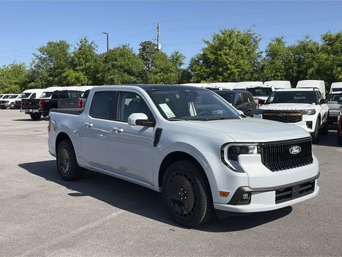 New 2026 Ford Maverick Lobo AWD/4WD image 9