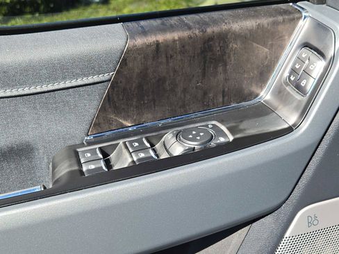 Used 2023 Ford F150 Lariat w/ Trailer Tow Package image 21