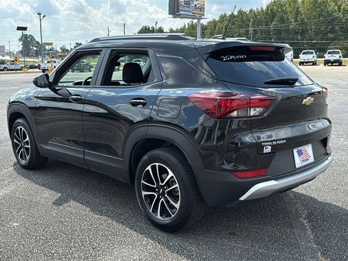 Used 2025 Chevrolet TrailBlazer LT image 6