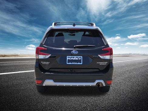 Used 2024 Subaru Forester Touring AWD/4WD image 17