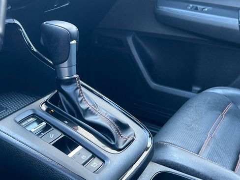 Used 2025 Honda CR-V Sport Touring image 25