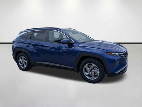 Used 2023 Hyundai Tucson SEL FWD image 2