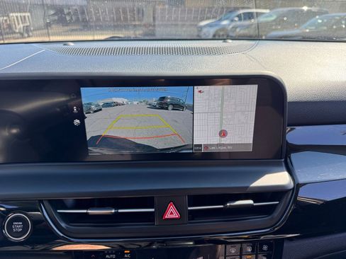 Used 2025 Kia Seltos S image 17