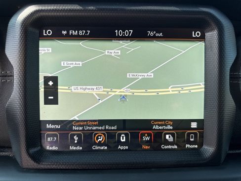 Used 2018 Jeep Wrangler Unlimited Sahara w/ Quick Order Package 24M Moab image 37