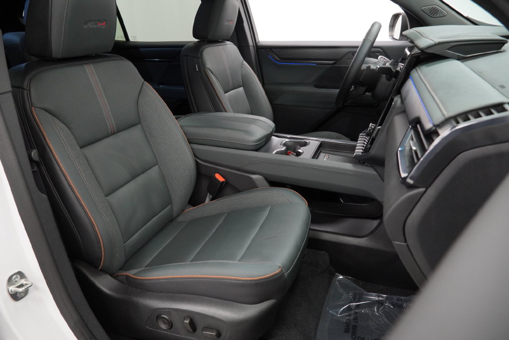 Certified 2024 GMC Acadia AT4 w/ Super Cruise Package AWD/4WD image 34