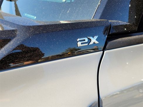 New 2026 GMC Hummer EV 4x4 Crew Cab image 16