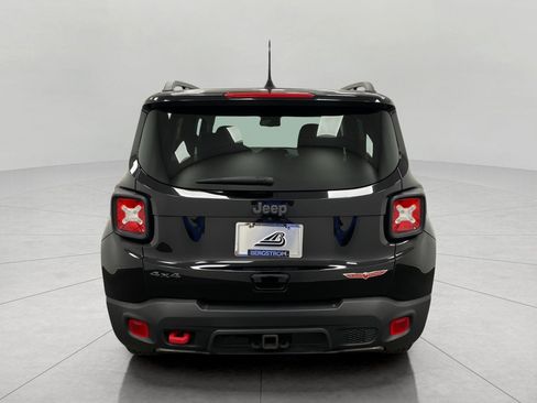 Used 2019 Jeep Renegade Trailhawk AWD/4WD image 5