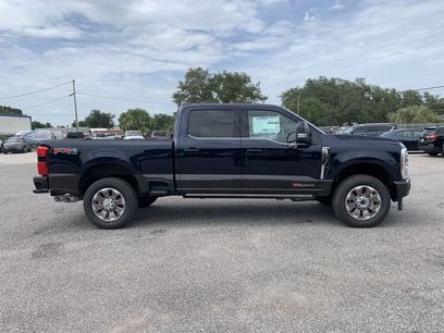 New 2025 Ford F350 King Ranch w/ FX4 Off-Road Package