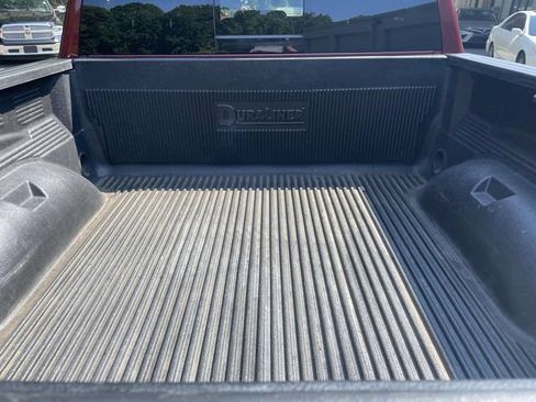 Used 2023 RAM 1500 Laramie AWD/4WD image 11