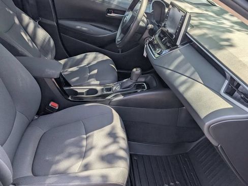 Used 2020 Toyota Corolla LE FWD image 20