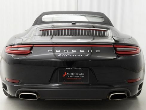 Used 2017 Porsche 911 Carrera 4 image 35
