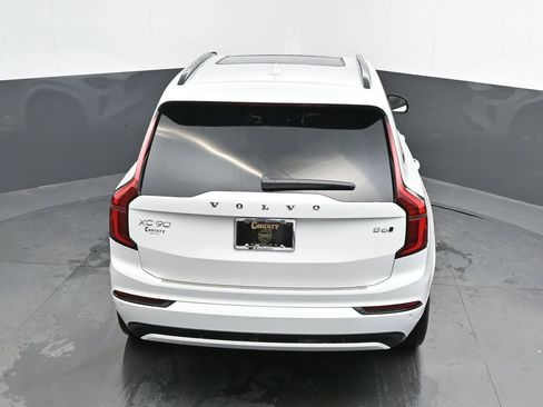 New 2026 Volvo XC90 B6 Ultra w/ Lounge Package image 25