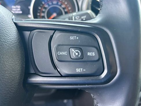 Used 2021 Jeep Wrangler Sport AWD/4WD image 37