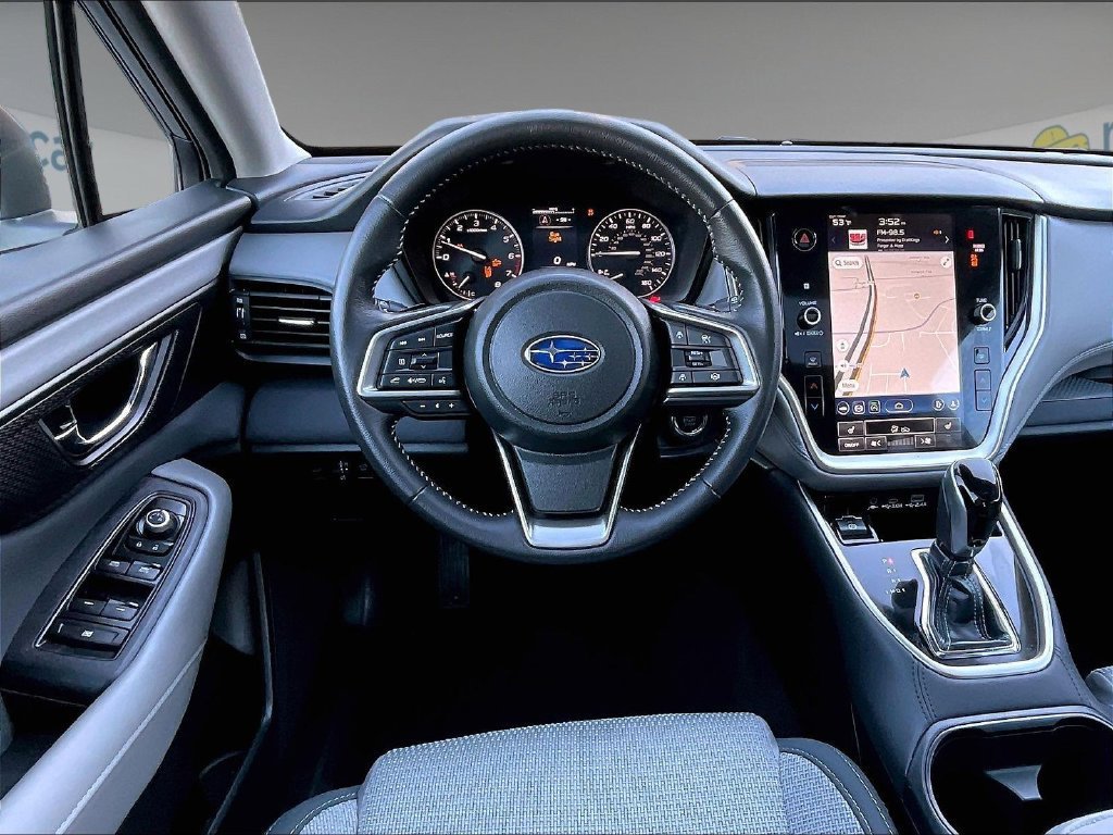 Used 2025 Subaru Outback Premium AWD/4WD image 18