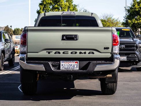 Used 2023 Toyota Tacoma TRD Off-Road image 13