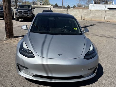 Used 2018 Tesla Model 3 Mid Range image 3