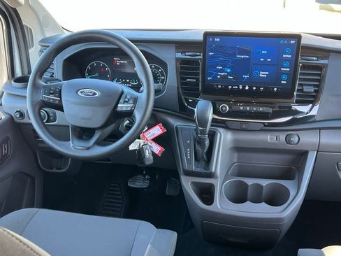 Used 2024 Ford Transit 350 XLT image 19