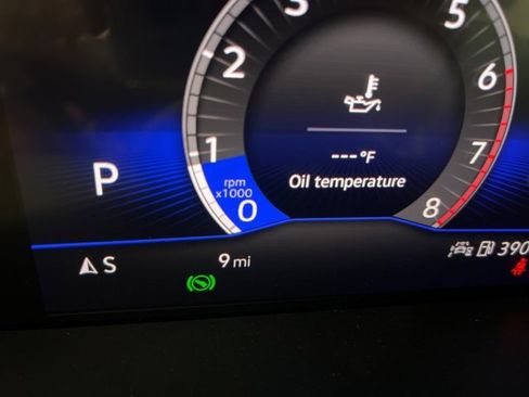 New 2025 Volkswagen Taos SE image 30