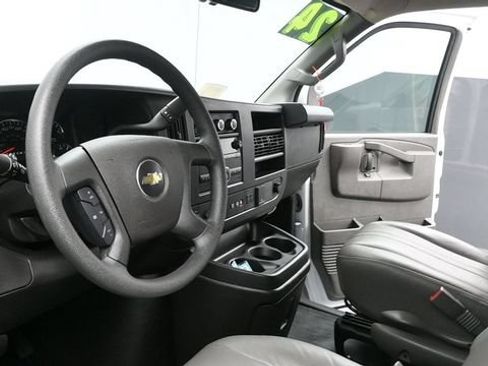 Used 2024 Chevrolet Express 3500 LS RWD image 20