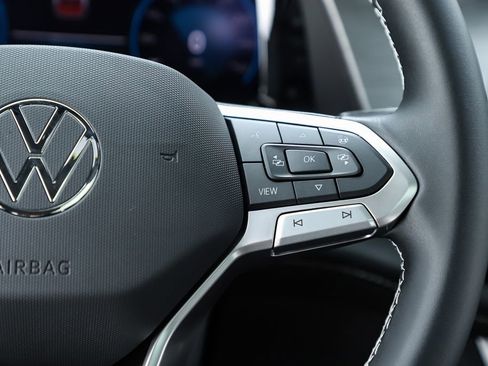 New 2026 Volkswagen Atlas Cross Sport SE image 22