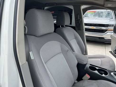 Used 2009 Nissan Rogue SL w/ Premium Pkg FWD image 24