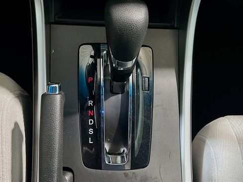 Used 2015 Honda Accord EX image 12