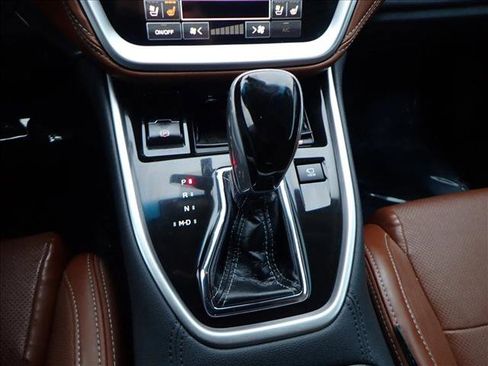 Used 2020 Subaru Outback Touring XT image 21