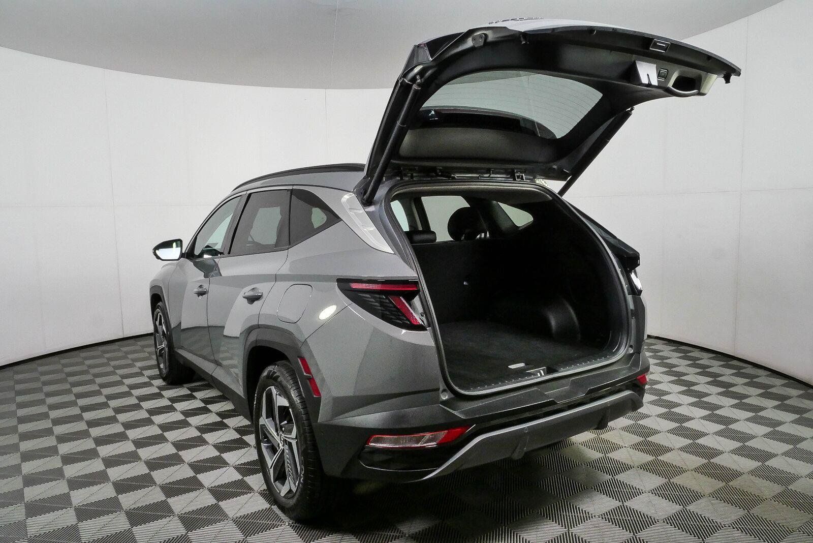 Used 2024 Hyundai Tucson Limited AWD/4WD image 18