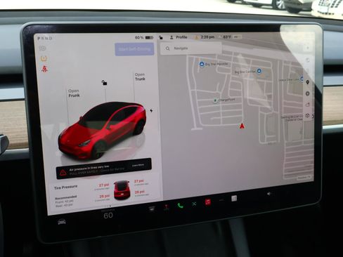 Used 2024 Tesla Model Y Long Range image 22