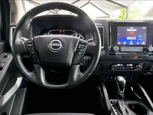Certified 2023 Nissan Frontier SV w/ SV Convenience Package RWD image 6