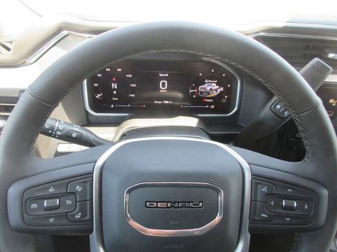 New 2026 GMC Sierra 2500 Denali w/ Denali Reserve Package AWD/4WD image 18