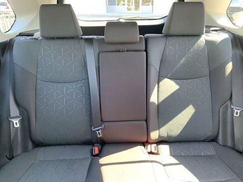 Used 2025 Toyota RAV4 XLE w/ Convenience Package FWD image 31