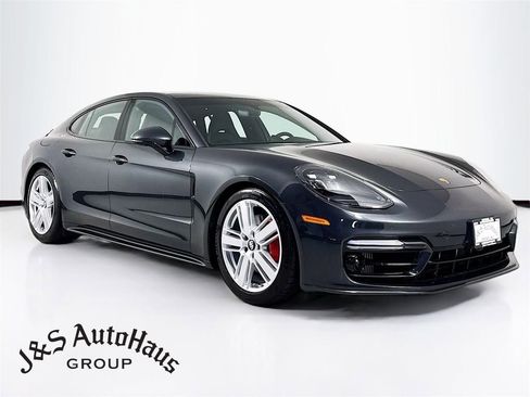 Used 2023 Porsche Panamera 4S image 1