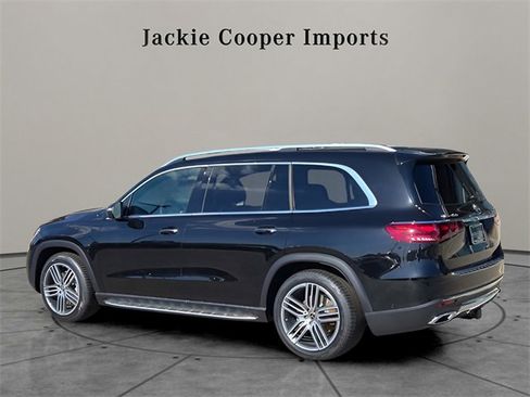 New 2025 Mercedes-Benz GLS 450 4MATIC image 3