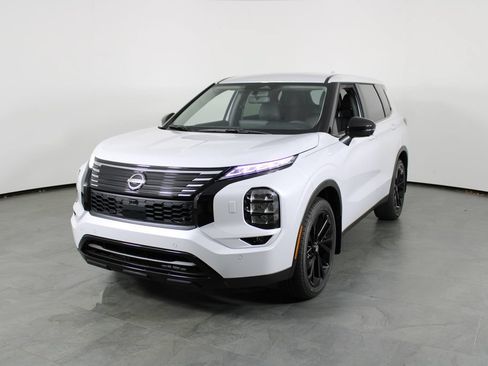 New 2026 Nissan Rogue SL AWD/4WD image 2