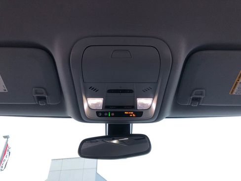 Used 2020 Chevrolet Blazer LT image 27