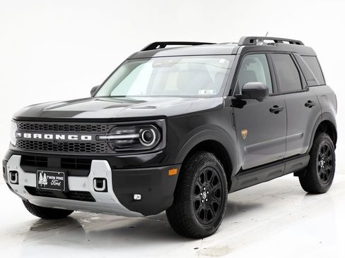 Used 2025 Ford Bronco Sport Badlands image 5