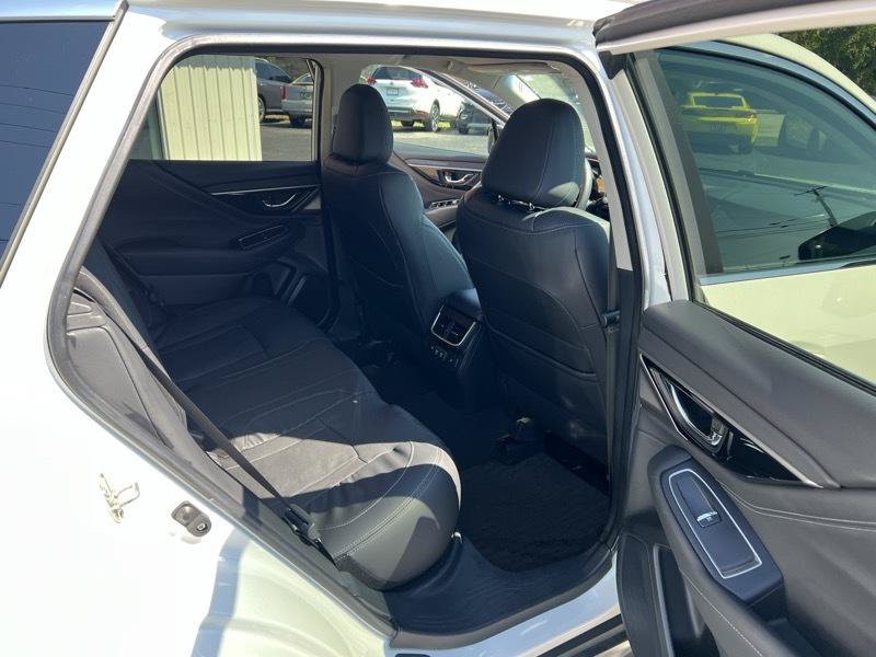 Used 2020 Subaru Outback Limited AWD/4WD image 11