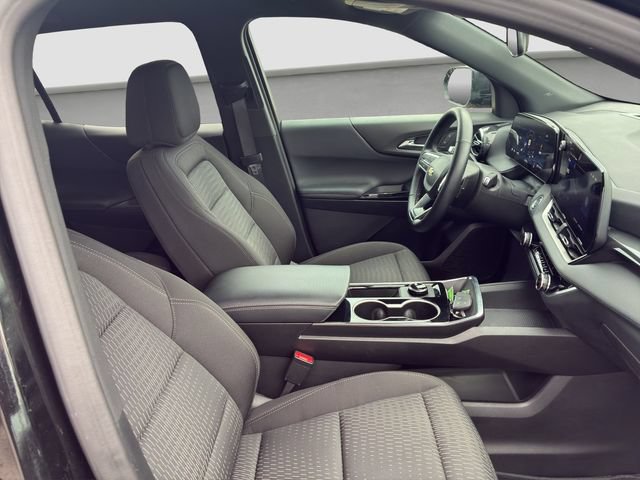 Certified 2026 Chevrolet Equinox LT AWD/4WD image 9