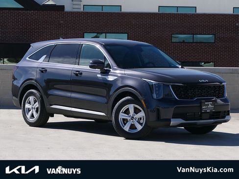 New 2026 Kia Sorento LX FWD image 1