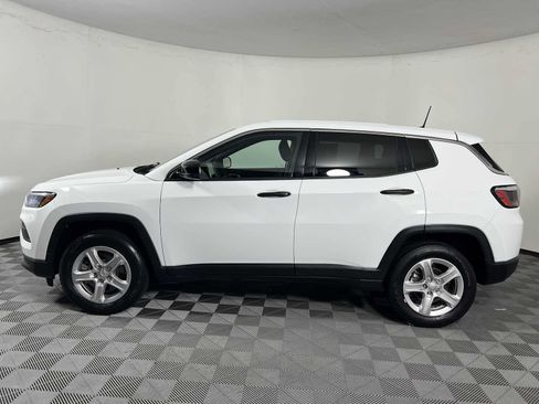 Used 2023 Jeep Compass Sport AWD/4WD image 7